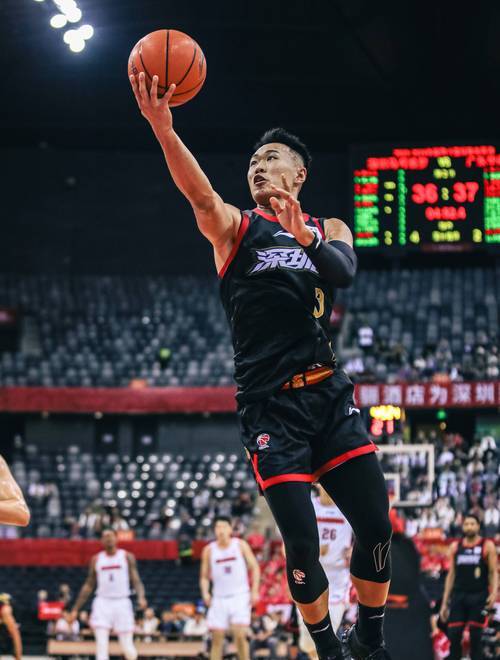 包含江苏队勇夺连胜，力压对手升至榜首的词条