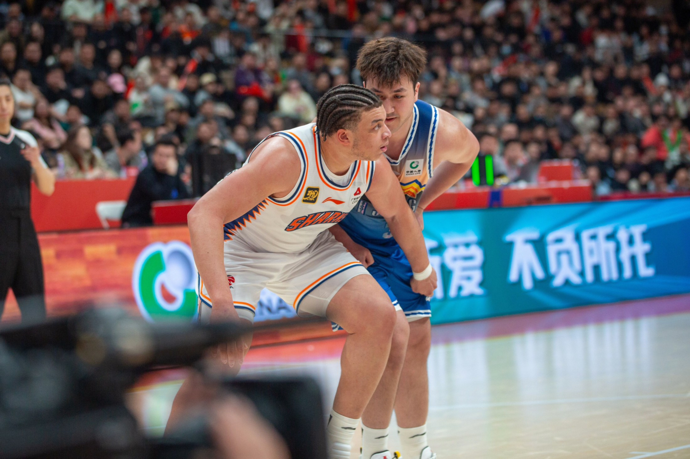 外援球员发挥稳定，为球队带来胜利