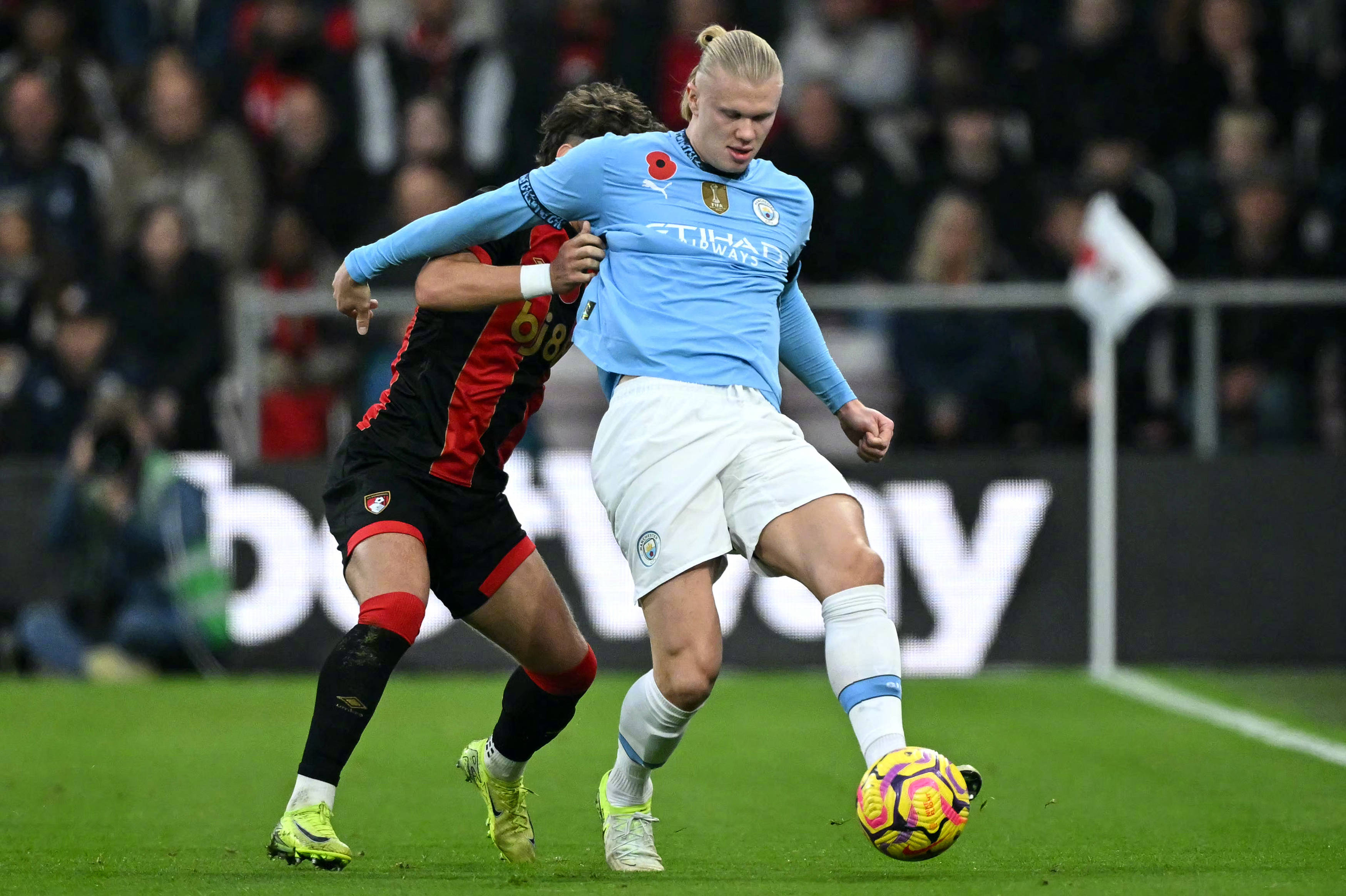 关于曼城主场遭遇绝杀，惨遭伯恩茅斯绝平的信息