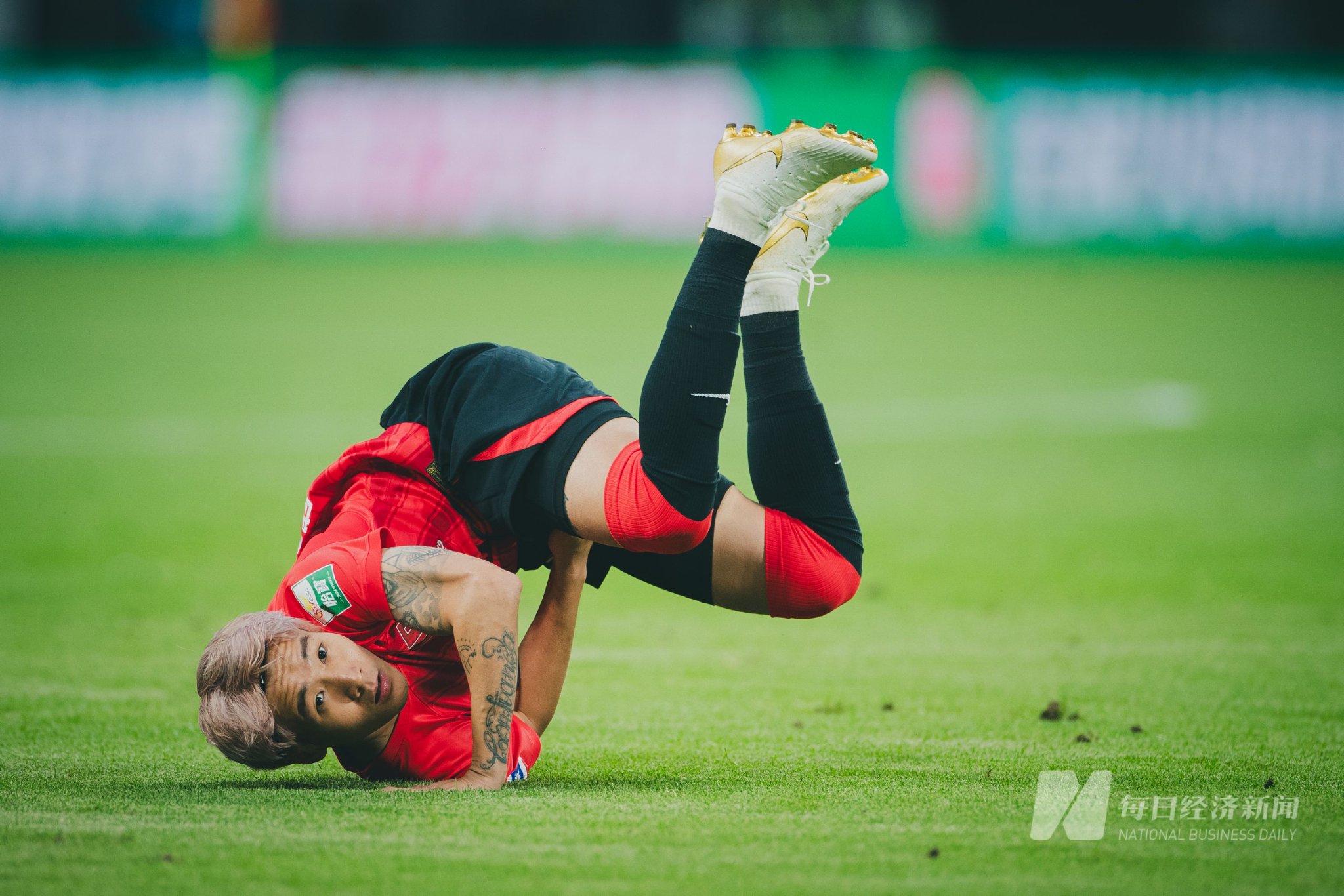 球队背靠背作战，运动员体力透支