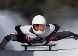 HKA血洗MAD，Doinb极限生还后反打顶尖较量入围赛，留下经典瞬间的简单介绍