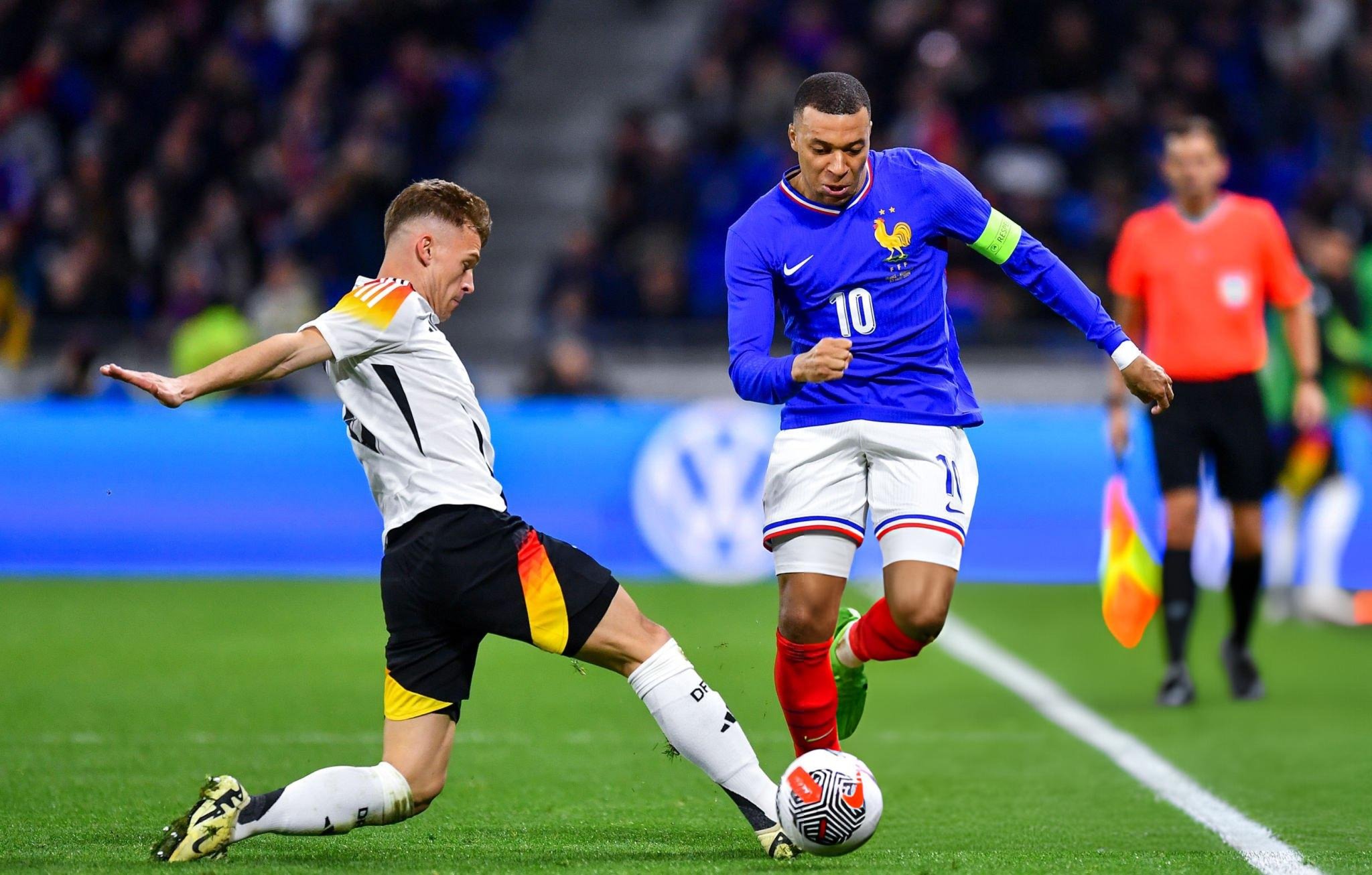 开云下载-德国队遭遇挫折，欧国联前景黯淡