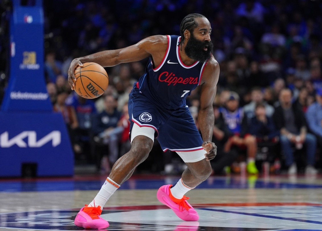 火箭轻取国王，哈登砍下全队最高分