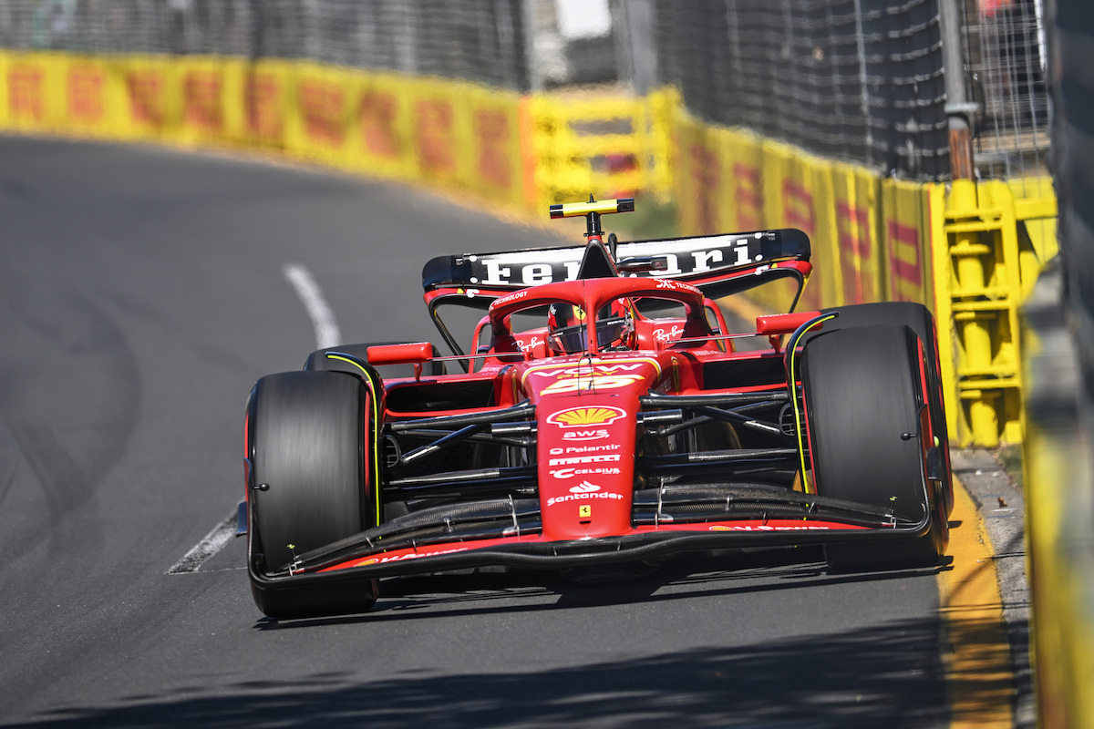 索伯车队逆转红牛二队，佩雷兹统治全场的简单介绍